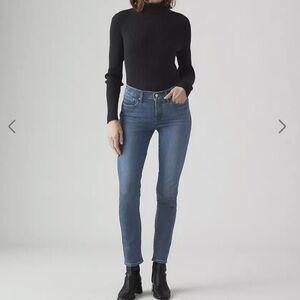 Levi’s 311 Shaping Skinny Jeans